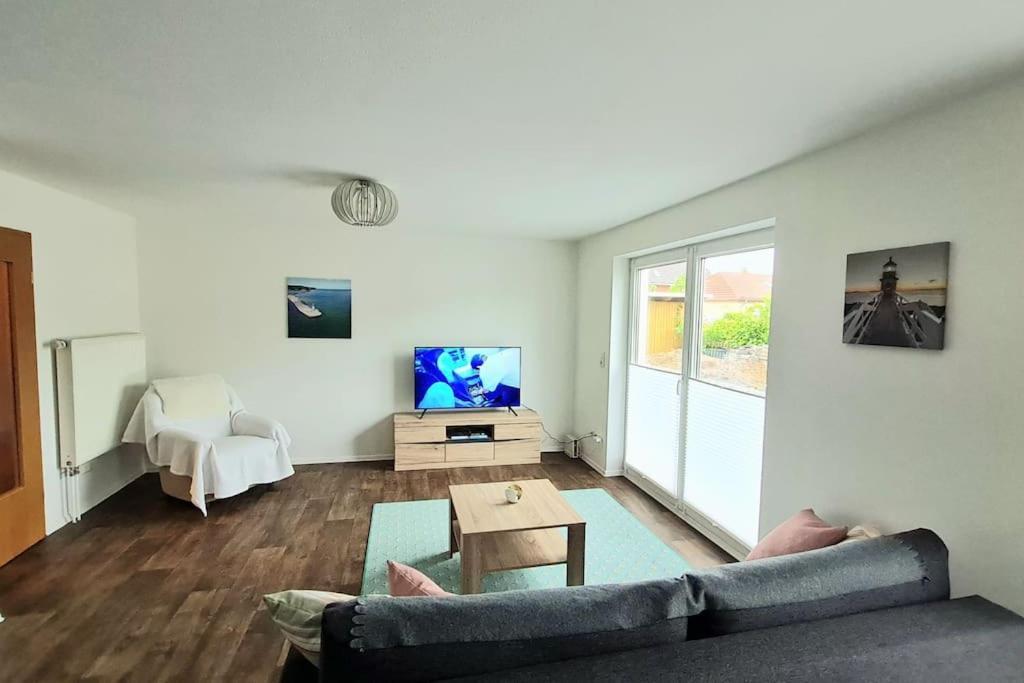Komfortabele Ferienwohnung In Ruhiger Lage Sassnitz Luaran gambar